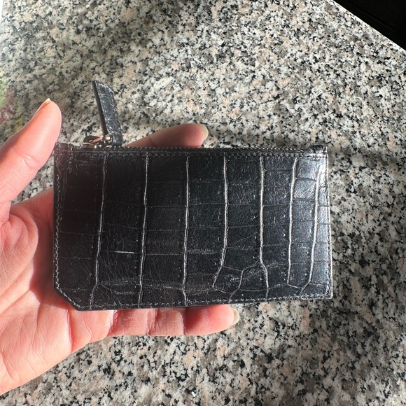 Saint Laurent
2022 Embossed Leather Wallet - Picture 4 of 7